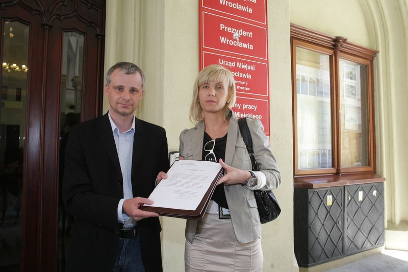Piotr Babiarz (PiS) i Renata Granowska (PO) złożyli dziś wniosek o jawność głosowań