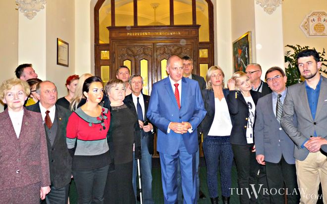 Rafał Dutkiewicz po wygranych wyborach zapowiedział cotygodniowe spotkania się z mieszkańcami Wrocławia