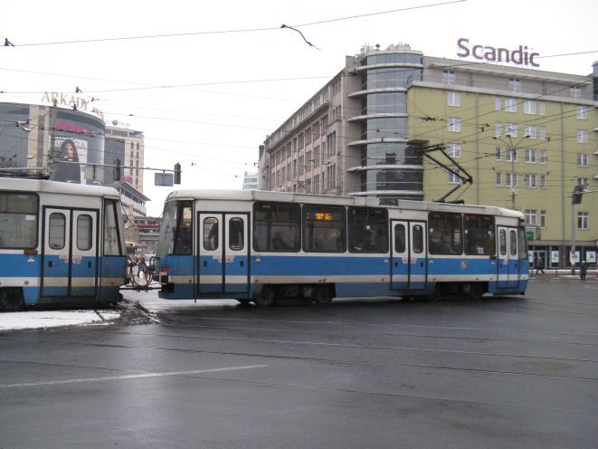 Przedstawiciele MPK ripostują, że tramwaj linii 2 wcale nie jechał na Dworzec Główny niemal trzy razy dłużej niż powinien