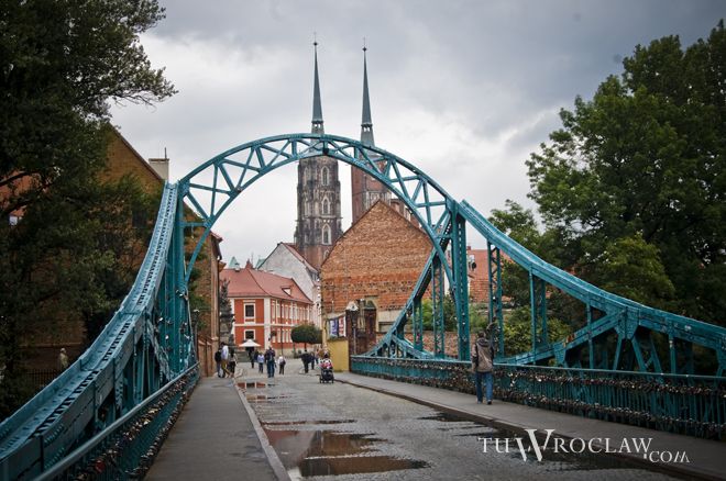 Największy w Europie performance na 26 mostach za miesiąc we Wrocławiu, archiwum