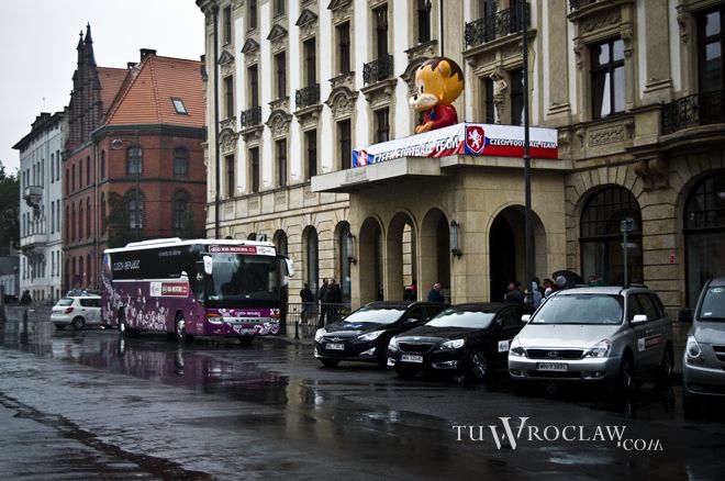 Reprezentacja Czech zamieszkała w gościnnym hotelu Monopol
