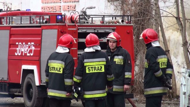 Akcja straży pożarnej: groźny wyciek z cysterny na Gądowie, archiwum