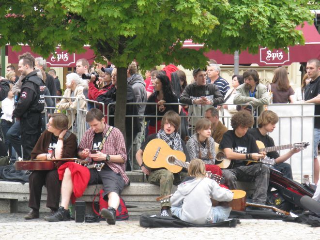 Tysiące gitarzystów jedzie do Wrocławia! Czy padnie nowy rekord?, archiwum