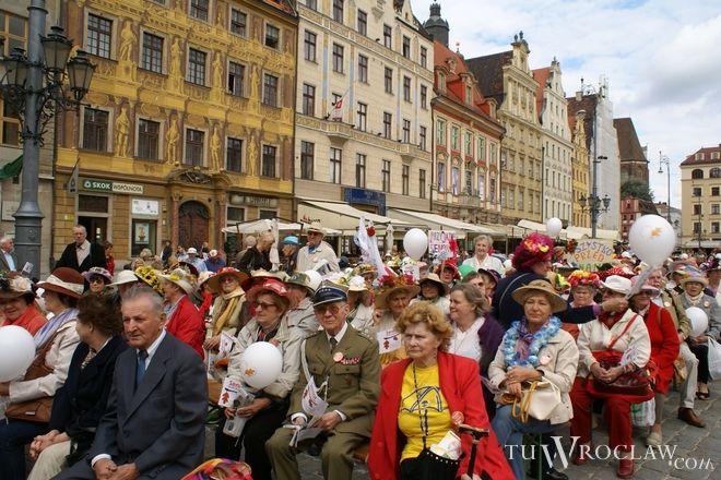 Wrocławscy seniorzy lubią dobrą zabawę o każdej porze roku