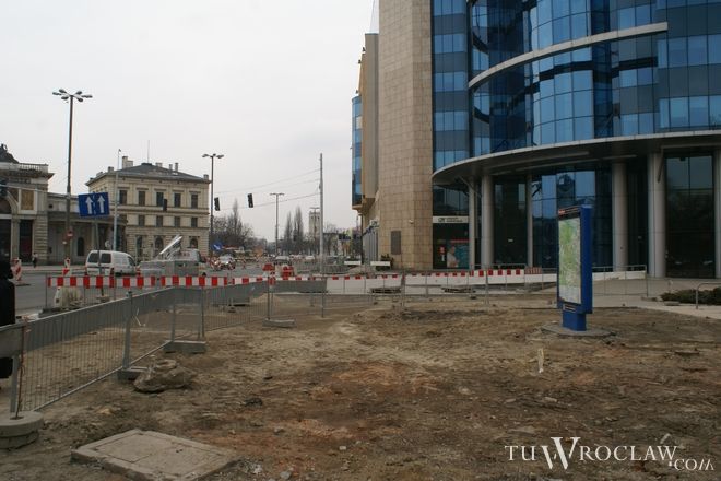 Najnowsze zdjęcia z przebudowy placu Orląt Lwowskich. Robotników brak, Tomek Matejuk
