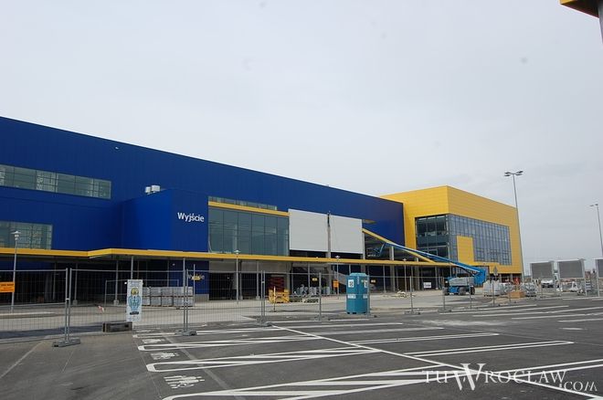 Nowa IKEA niemal skończona. Zobacz sklep na miesiąc przed otwarciem, Tomek Matejuk