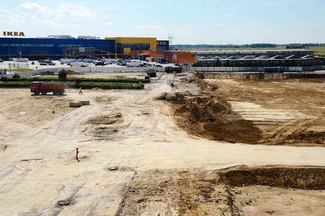 Rozbudowa parku handlowego w Bielanach Wrocławskich nabiera tempa. Nowy obiekt będzie gotowy w 2015, mat. inwestora