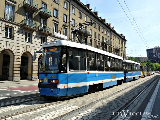 Wypadek dwóch tramwajów w centrum Wrocławia. Aż 12 osób zostało poszkodowanych [FOTO], tm