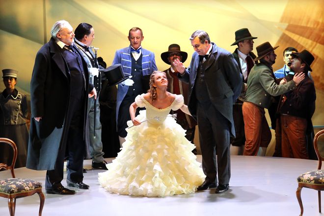 Zobacz zdjęcia z genialnej premiery Kawalera srebrnej róży w Operze Wrocławskiej