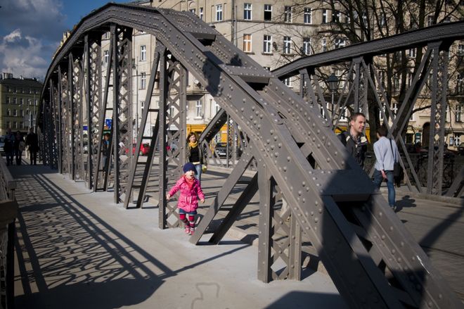 Po trzech latach tramwaje wracają na wyremontowane mosty Młyńskie, Magda Oczadły