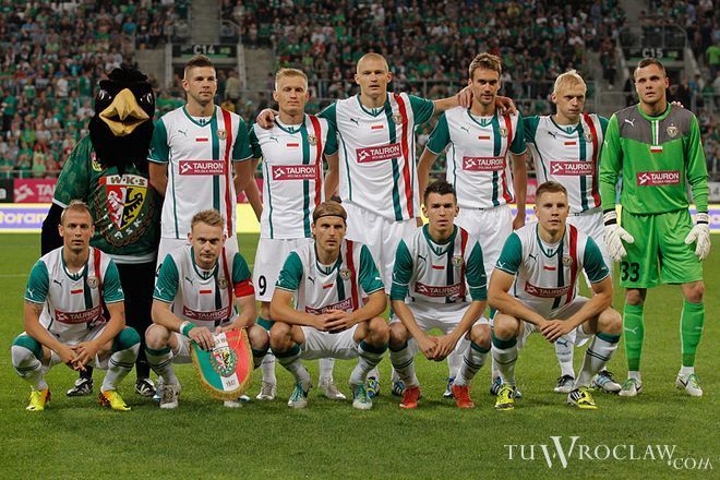 Piłkarze Śląska przed pucharowym meczem z Sevillą w ubiegłym sezonie