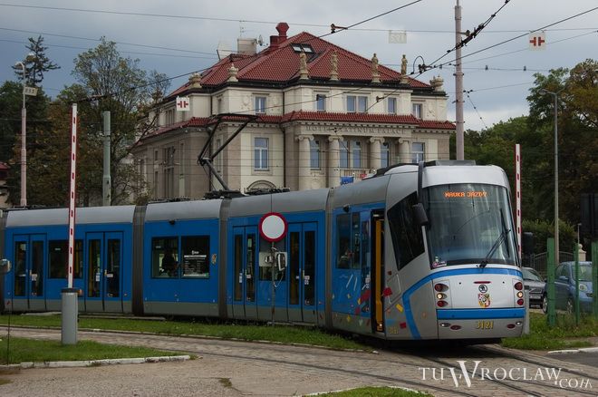 Na wrocławskie ulice w wakacje wyjeżdża znacznie mniej linii tramwajowych
