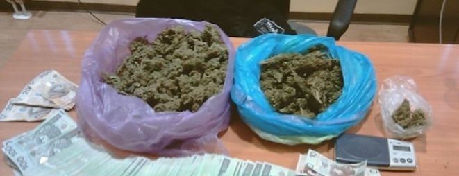 Wrocławscy policjanci zabezpieczyli ponad 6,5 kg marihuany i amfetaminy o wartości blisko ćwierć miliona złotych