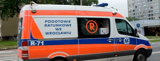 Pijany kierowca na Krakowskiej spowodował wypadek. Kobieta i małe dziecko w szpitalu, archiwum