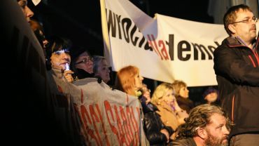 Wrocław: protest przeciwko reformie sądownictwa i zmianie ordynacji wyborczej [ZDJĘCIA]