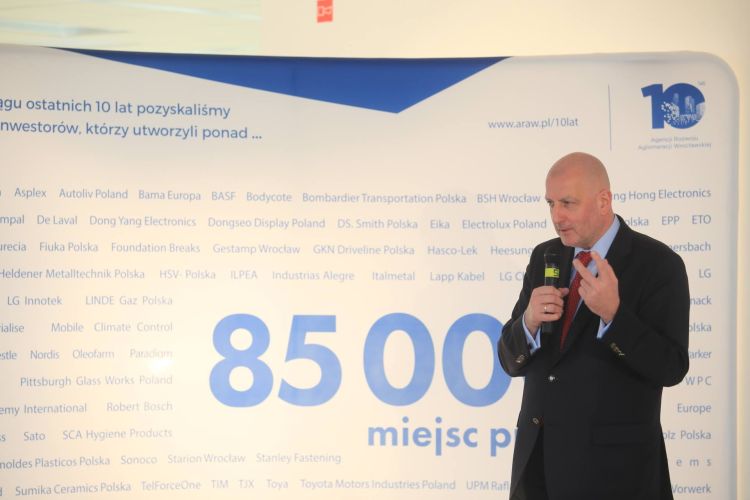 Wrocławska agencja w ciągu 10 lat przyciągnęła ponad 200 zagranicznych inwestorów, UMW