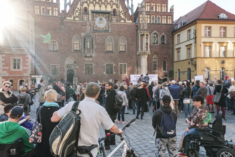 Wrocławianie wsparli protest rodziców osób niepełnosprawnych [ZDJĘCIA], Magda Pasiewicz