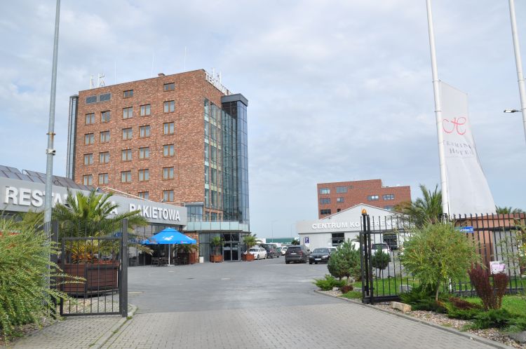 Wrocław: Tu powstaje szpital tymczasowy dla chorych na COVID-19 [ZDJĘCIA], Marta Gołębiowska