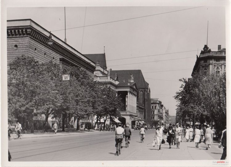 Tak wyglądała ulica Świdnicka chwilę przed wojną, fotopolska.eu