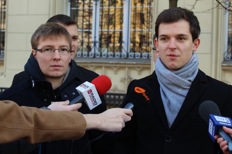 Wrocław: aktywiści uważają, że w budżecie jest za dużo wydatków na „bale, igrzyska i promocję”, Bartosz Senderek
