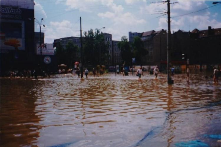 Powódź Tysiąclecia okiem kamery [WIDEO], Małgorzata Prochowska