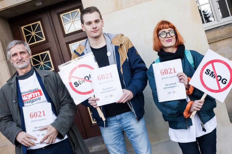 Ostatni dzień konsultacji antysmogowych. Aktywiści zebrali ponad 6 tys. podpisów poparcia dla uchwały [ZDJĘCIA], Magda Pasiewicz