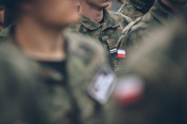 Rusza kwalifikacja wojskowa. Przed komisją muszą stanąć urodzeni w 1999 roku, pixabay.com