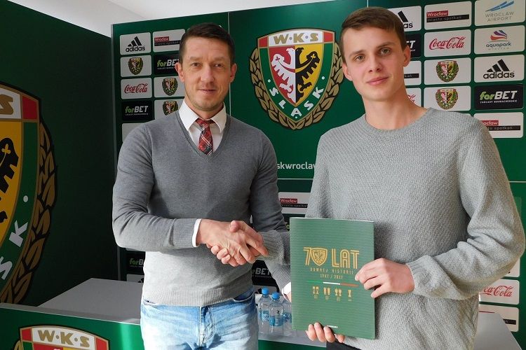 Śląsk ma nowego bramkarza. 16-letni talent z profesjonalnym kontraktem, Śląsk Wrocław