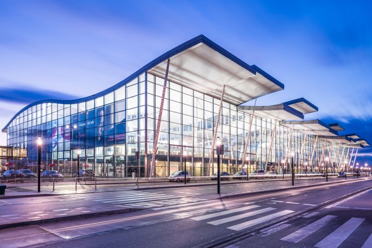 Terminal wrocławskiego lotniska ma już 6 lat. Obsłużył 13,5 mln pasażerów, mat. pras.