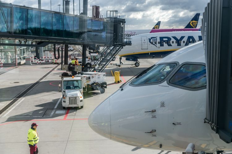 Nowy kierunek lotów z Wrocławia: niskokosztowo na największe ukraińskie lotnisko, 0