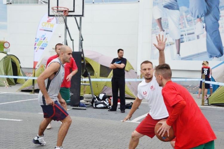 W piatek pierwszy turniej Otwartych Mistrzostw Wrocławia w streetballu, OMW
