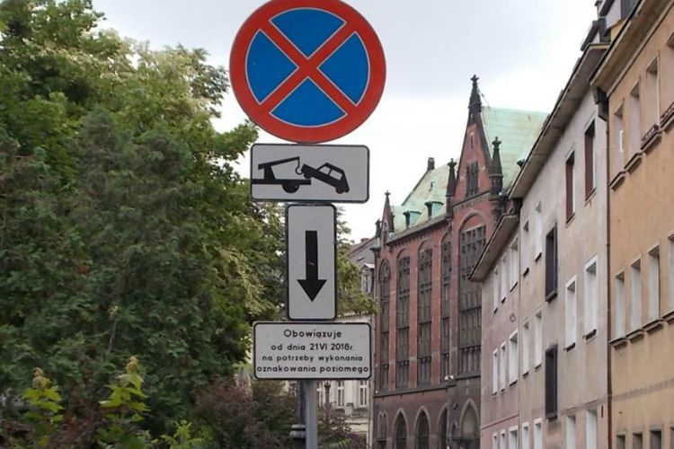 Zakazy parkowania i przejazdu w ścisłym centrum Wrocławia, ZDiUM
