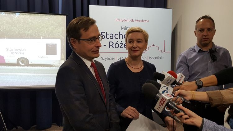 MiraBus będzie woził pasażerów na trasach, których utworzenie proponuje Stachowiak-Różecka, mat. prasowe PiS