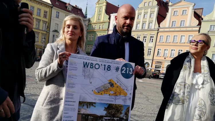 Sutryk zapowiada koniec budowania osiedli bez infrastruktury. Wrocław ma się składać 48 „mikro-miast”, Bartosz Senderek