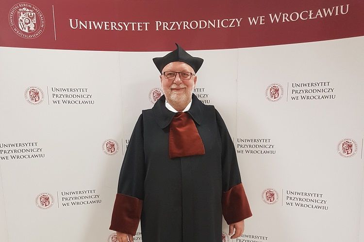 Radosław Ratajszczak honorowym profesorem Uniwersytetu Przyrodniczego, materiały prasowe