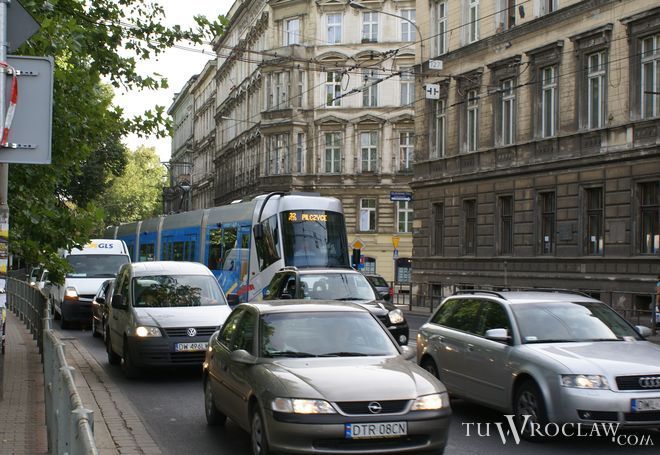 We Wrocławiu jest więcej samochodów niż mieszkańców, archiwum