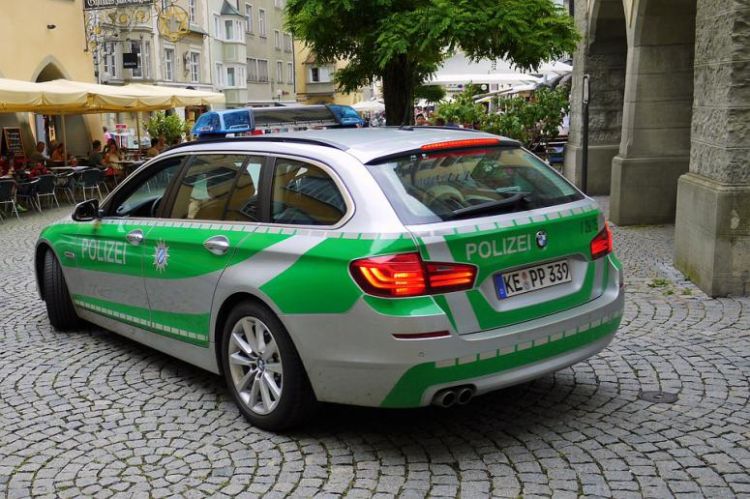 Jest prawomocny wyrok dla niemieckiego policjanta, który umówił się w hotelu z 13-latką, pixabay.com