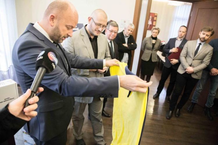 Wrocławski magistrat ogłosił przetarg na pluszowe krasnale i akcesoria dla niemowląt, Magda Pasiewicz/archiwum