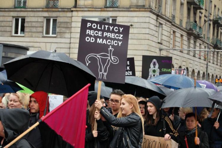 Marsz w Obronie Kobiet odwołany. Organizatorzy zapraszają na happening, bas/archiwum