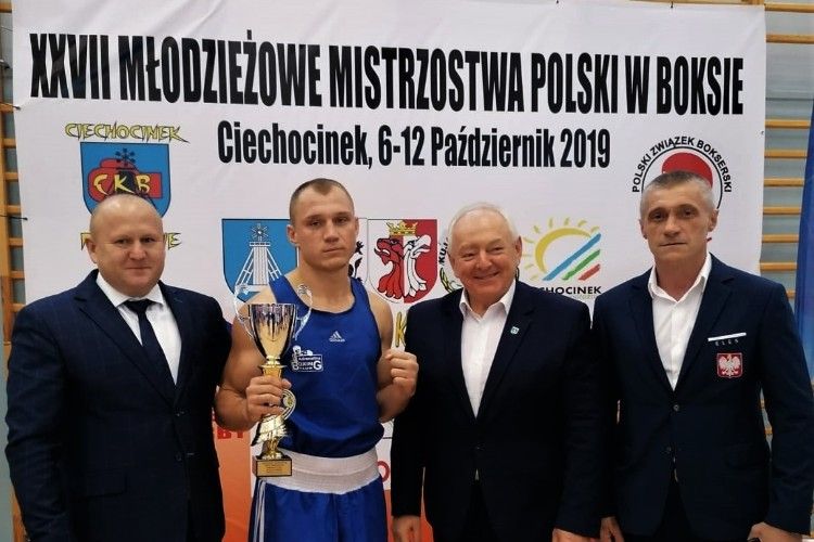 Wrocławianin mistrzem Polski młodzieżowców w boksie, Adrenalina Boxing Club