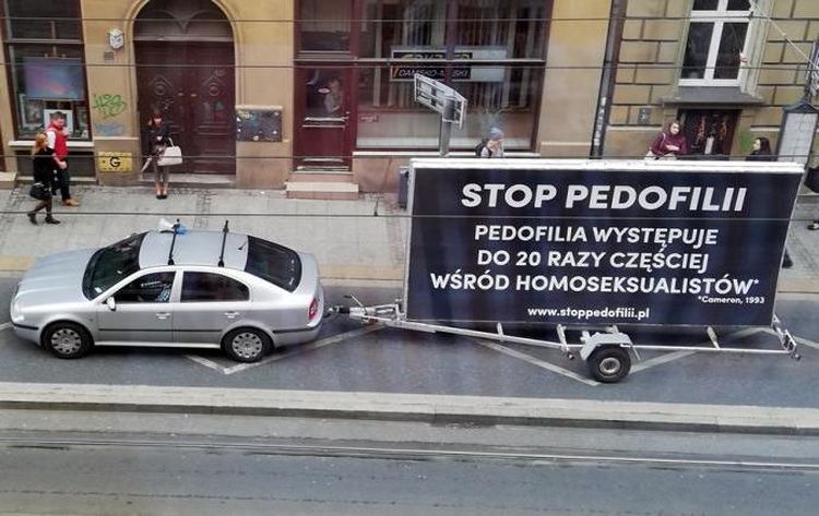Pozew przeciwko fundacji „Stop pedofilii”. „Żądam usunięcia kłamliwych treści o LGBT”, bas/archiwum