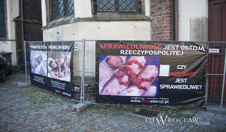 Wrocławski magistrat rozwiązał zgromadzenia pro-liferów. Sutryk: „Nie ma zgody na tak obrzydliwe prezentacje”, archiwum