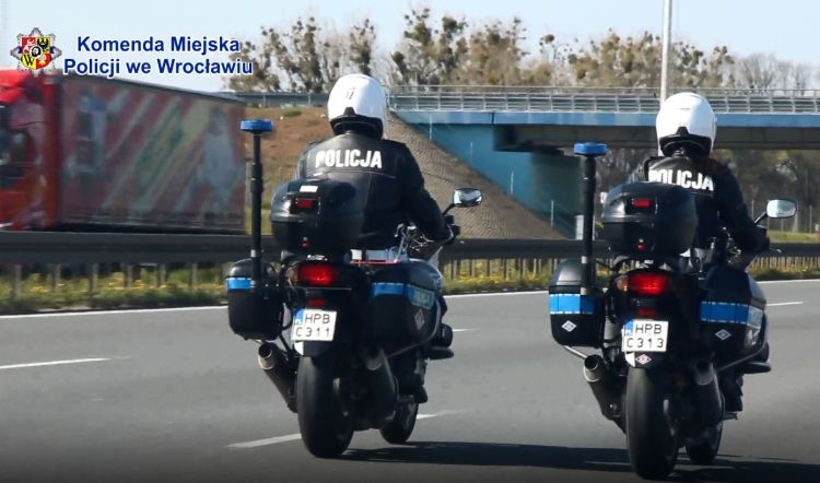 Policyjne motocykle znów na ulicach Wrocławia [WIDEO], mat. pras.