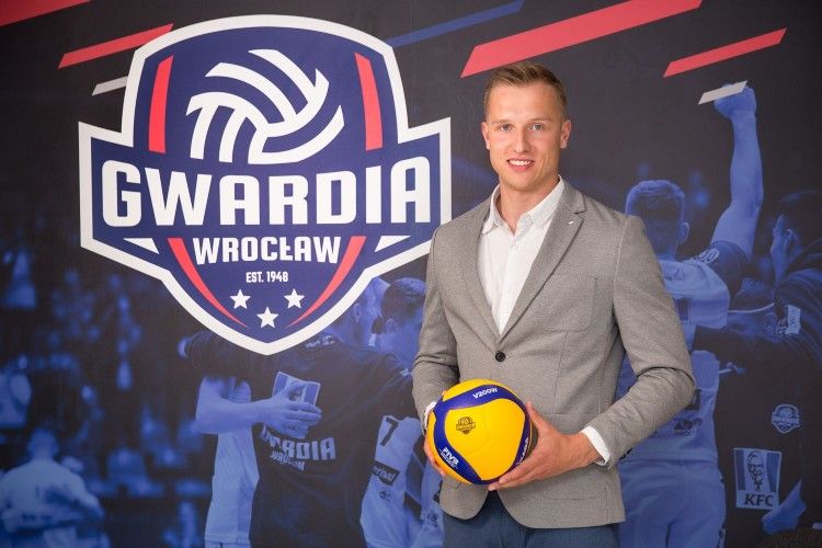 Najlepiej punktujący ligi zagra w KFC Gwardii Wrocław, materiały prasowe