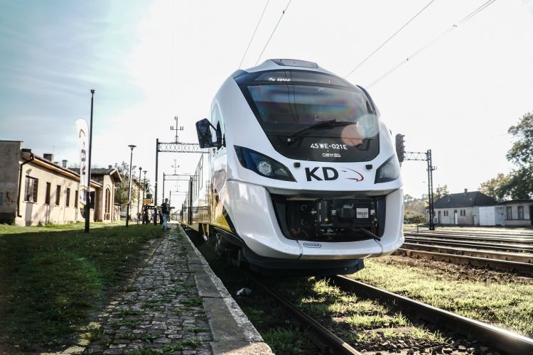 Będzie więcej kolejowych przystanków „na żądanie”, Koleje Dolnośląskie
