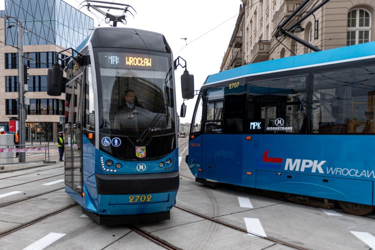 Koniec remontu. Tramwaje i autobusy wracają na stałe trasy przejazdu, MPK Wrocław