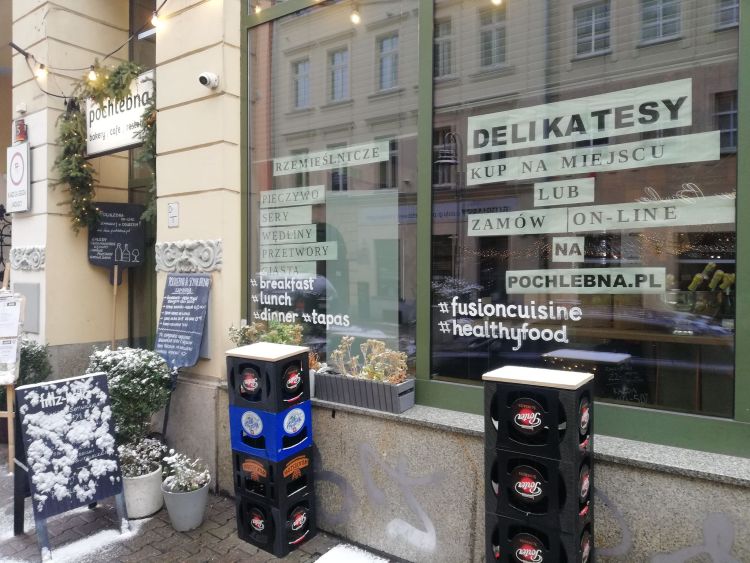 Gastronomia kontra lockdown. Wrocławski pub otwiera się i zaprasza na piwo po kosztach [OFERTA], mh