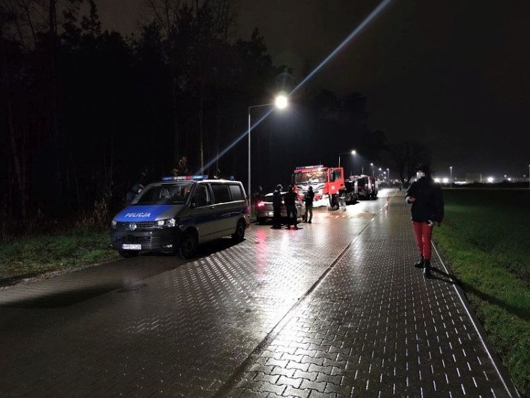 Policja całą noc szukała 8-latki. Znalazła ją kobieta podczas porannego biegania, KMP Wrocław