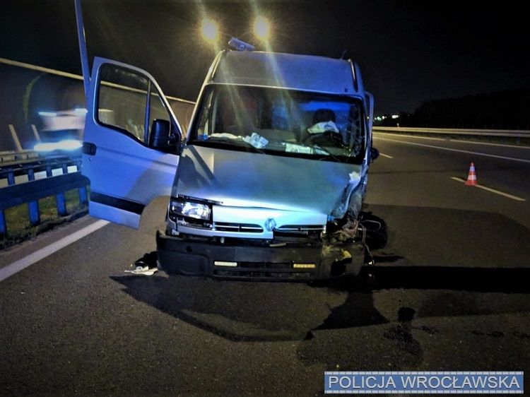 Jechał autostradą pod prąd i bez świateł. Spowodował trzy wypadki [ZDJĘCIA], mat. prasowe KMP Wrocław