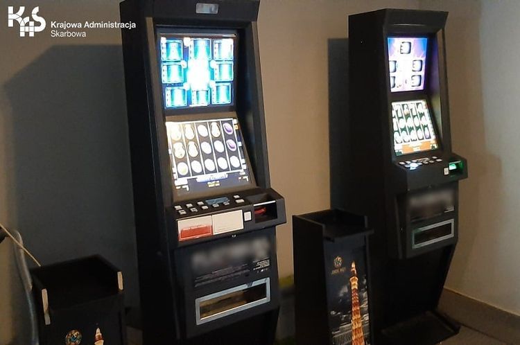 Dolnośląska KAS zabezpieczyła nielegalne automaty do gier i blisko 49 tys. zł [ZDJĘCIA], Izba Administracji Skarbowej we Wrocławiu